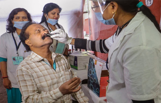 coronavirus in india : 24 घंटे में 841 नए केस, 3 की मौत, 227 बाद से आए सबसे ज्यादा मामले 