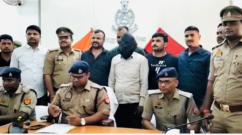 50 हजार रुपए के इनामिया बदमाश को पुलिस ने गिरफ्तार कर भेजा जेल