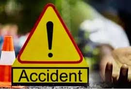 बिहार : बाल-बाल बचे तेजस्वी यादव, काफिले की गाड़ी का हुआ रोड एक्सीडेंट, ड्राइवर की मौत, 10 घायल 