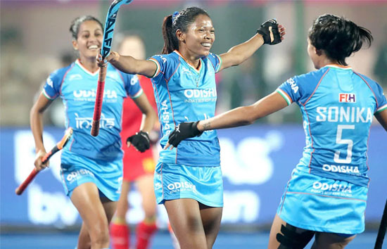 जापान को 2-1 से हरा एशियन चैंपियंस ट्रॉफी के सेमीफाइनल में पहुंची भारतीय महिला हॉकी टीम