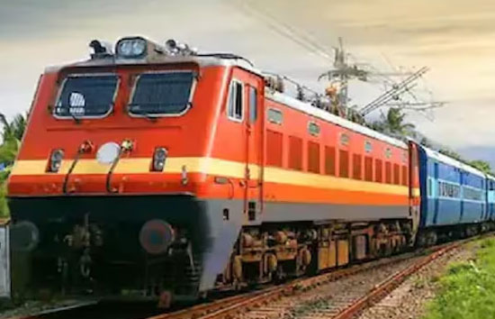 भारतीय रेलवे ने रद्द की 476 ट्रेनें, सफर करने से पहले देखें ये लिस्ट 