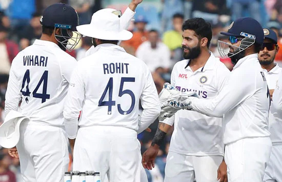 Ind Vs Sl Test : दूसरे टेस्ट मैच में भारत ने श्रीलंका को तीसरे दिन हराया, सीरीज जीती 