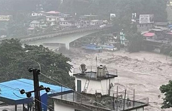 सिक्किम :  तीस्ता नदी बेसिनमें आई बाढ़ से 14 की मौत, 100 से ज्यादा लापता, रेस्क्यू जारी