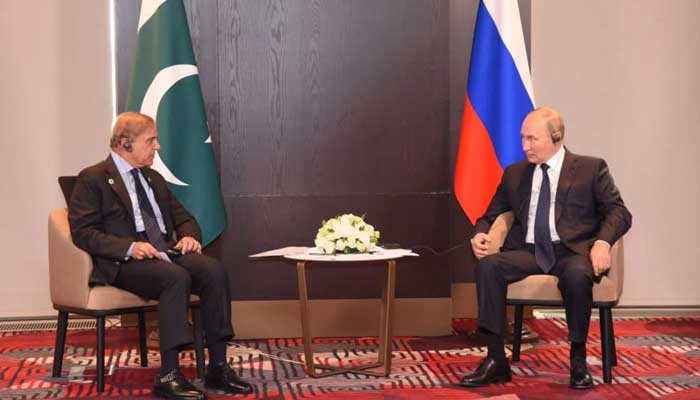 पाकिस्तान के साथ रिश्तों को बेहतर बना रहा रूस
