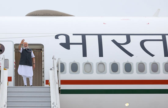 प्रधानमंत्री मोदी फ्रांस और यूएई की यात्रा के लिए रवाना, यात्रा को बताया खास  