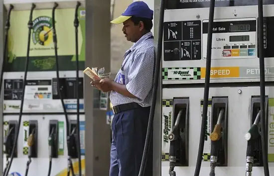 Petrol Diesel Price Today  : नोएडा पेट्रोल हुआ महंगा, देखें अन्य राज्यों का हाल  