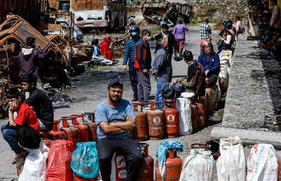 नेपाल में पेट्रोल 31 रुपये और डीजल 54 रुपये प्रति लीटर के बढ़े दाम, एलपीजी 300 रुपये तक हुई महंगी 