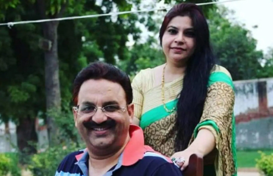 मुख्तार अंसारी की पत्नी अफसा अंसारी पर कोर्ट का बड़ा एक्शन, धारा 82 के तहत कार्रवाई का आदेश