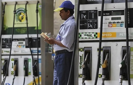 Petrol Diesel Price Today : आखिर कब सस्ता होगा पेट्रोल-डीजल? जाने आज का ताजा भाव