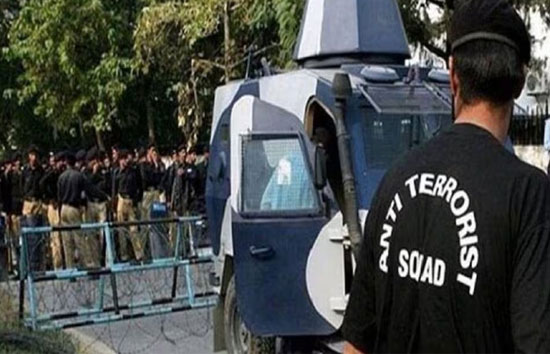 पोरबंदर के एयरपोर्ट पर लैंडिंग के वक्त कोस्टगार्ड हेलिकॉप्टर क्रैश, 3 की मौत