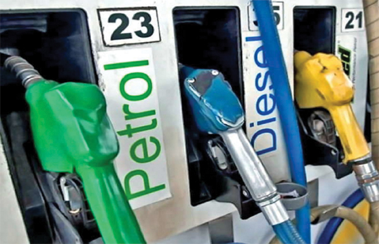 Petrol Diesel Price Today : कच्चा तेल 70 डॉलर के पार, बढ़ गए पेट्रोल-डीजल के दाम, चेक करें ताजा कीमत 