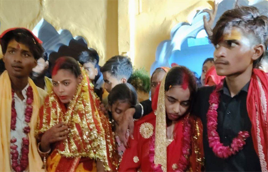 लखीमपुर : मुस्लिम बहनों ने हिन्दू युवकों को बनाया अपना हमसफर,  रुखसाना से रूबी और जास्मीन से बनी चांदनी