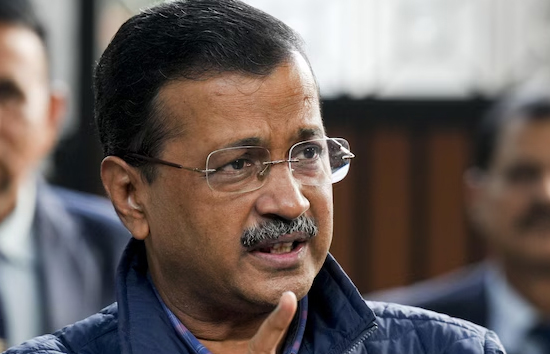 ममता के बाद अब केजरीवाल ने राहुल गांधी को INDIA से बाहर करने की उठाई मांग 