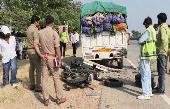 यूपी : अंतिम संस्कार में जा रहे दो सगे भाइयों समेत 3 युवकों की मौत