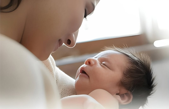 निःसंतान दंपतियों के लिए खुशखबरी: कृष्णा नगर के IVF सेंटर में एडवांस तकनीक से 80-82% तक सक्सेस रेट