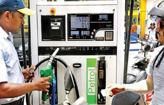 Petrol Price Hike : देश में पेट्रोल के बाद पेट्रोल के भी बढ़े दाम! 42 पैसे प्रति लीटर तक बढ़े दाम, देखें ताजा कीमत 