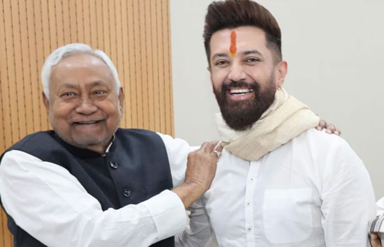 राहुल गांधी की प्रेस कान्फ्रेंस शुरू