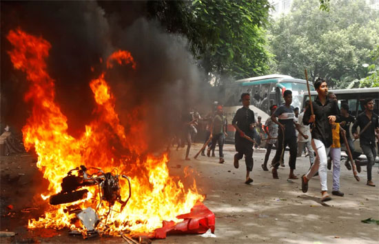 बांग्लादेश हिंसा में 27 दिनों में 650 मौतें, अल्पसंख्यकों को बना रहे निशाना,  UN की ताजा रिपोर्ट में खुलासा 