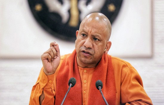 एक्शन में CM योगी, प्रदेश में गैस-तेल की कालाबाजारी करने वालों की खैर नहीं, DM-SP को दिए सख्त निर्देश