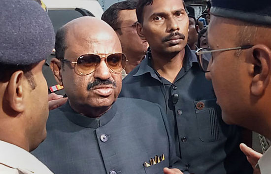 मुर्शिदाबाद हिंसा वाले इलाके के दौरे पर गवर्नर सीवी आनंद बोस, जमीनी हकीकत का लगाएंगे पता 