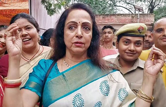 कंगना रनौत के मथुरा से चुनाव लड़ने पर हेमा मालिनी ने कसा तंज, कहा-राखी सावंत भी जीत जाएंगी