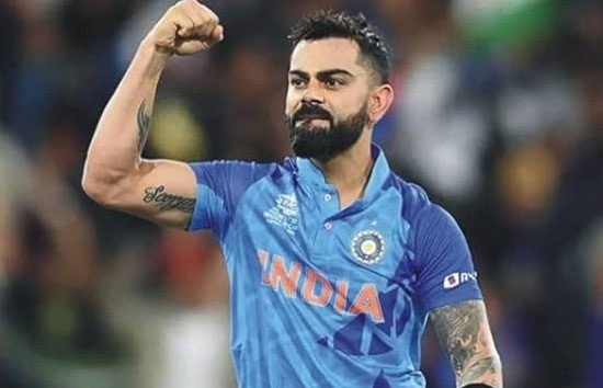 रायपुर ODI में कोहली ने जड़ा ऐसा छक्का...हर कोई रह गया दंग 