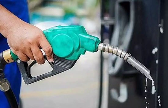 Petrol Diesel PriceToday : असम में महंगा हुआ पेट्रोल-डीजल, चुनावी राज्यों में मामूली उतार-चढाव 