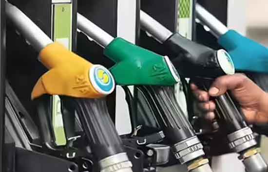 क्या अब पेट्रोल-डीजल के बढ़ेंगे दाम? LPG  के दाम में बढ़ोत्तरी के बाद केंद्र सरकार ने बताया अपना प्लान 