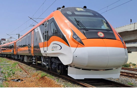 नए साल पर देश को  वंदे भारत स्लीपर ट्रेन की सौगात, 180 की स्पीड से दौड़ेगी