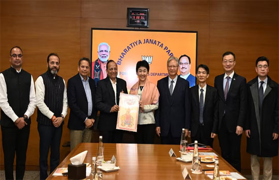 चीनी कम्युनिस्ट पार्टी के नेताओं ने किया दिल्ली BJP मुख्यालय का दौरा, कांग्रेस बोली- ये देशद्रोह है...