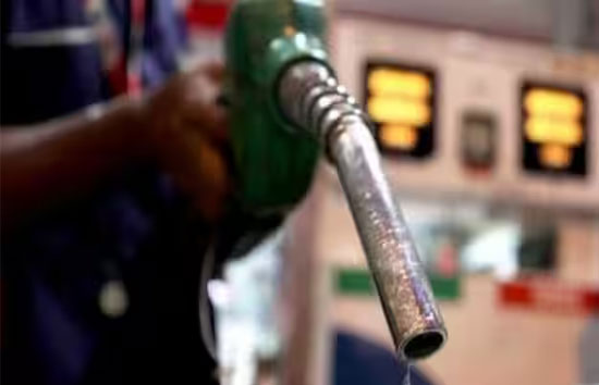 Petrol Diesel Price Today: आज पेट्रोल-डीजल की कीमतें स्थिर, देखें अपने शहर का हाल 
