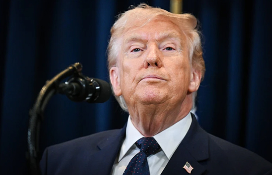 स्ट्रेट ऑफ होर्मुज पर US ने खड़े किए हाथ! कमर्शियल जहाजों को सुरक्षा Escort देने की स्थिति में नहीं