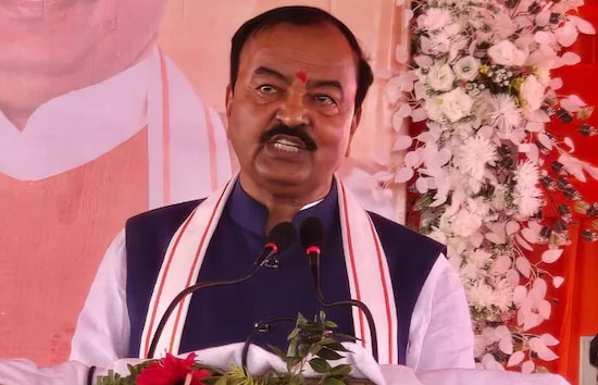 राजभर के बाद केशव मौर्य का दावा, बिखर जाएगी सपा, पाला बदलेंगे अखिलेश के 25-26 सांसद