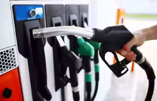 Petrol Diesel Prices : पेट्रोल-डीजल की नई कीमतें जारी, देखें अपने यहां का ताजा रेट   