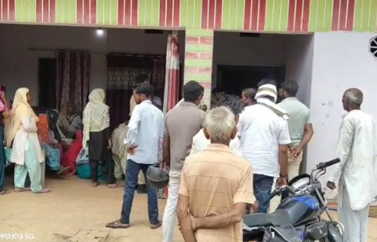 बुलेट दी फिर भी नहीं भरा मन: कार मांग रहे थे ससुराल वाले, देवबंद में विवाहिता की गला दबाकर हत्या का आरोप  