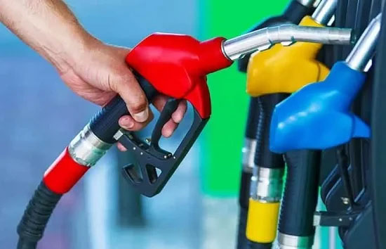 Petrol Diesel Price Today : पेट्रोल-डीजल के नए रेट हुए जारी, चेक करें ताजा कीमत   