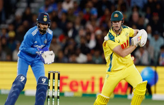 IND vs AUS : रोहित-श्रेयस की मेहनत पर फिरा पानी, ऑस्ट्रेलिया ने भारत को हराया, सीरीज पर कब्जा 