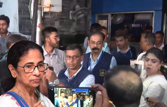 सोनिया गांधी से मुलाकात में व्यस्त थीं ममता, पीछे से घर पहुंची CID; सियासी गलियारों में मचा हड़कंप