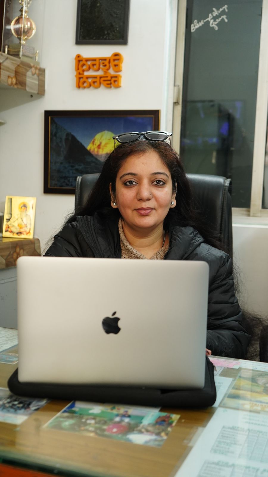 Riccha Gupta part of chat show Speak Up by award winning film director Vipin Agnihotri