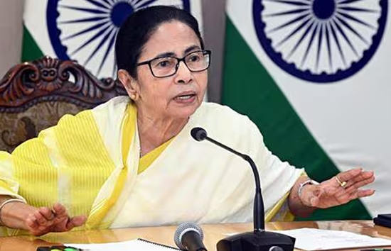 ममता सरकार को झटका, सुप्रीम कोर्ट ने कर्मचारियों को 25% बकाया DA देने का दिया आदेश