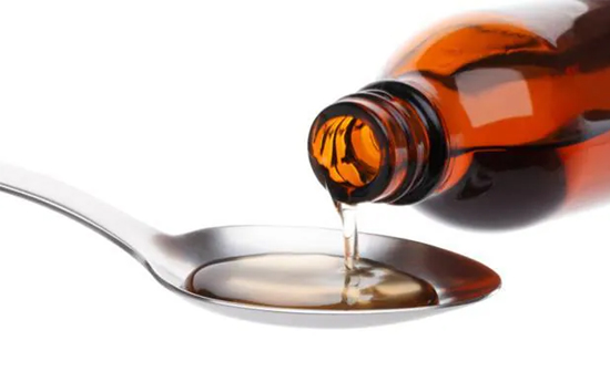 11 बच्चों की मौत के बाद इस राज्य में बैन हुआ खतरनाक कफ सिरप, राजस्थान में 2 पर गिरी गाज