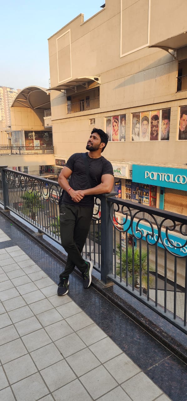 Pardeep Yadav to make a debut with music video  