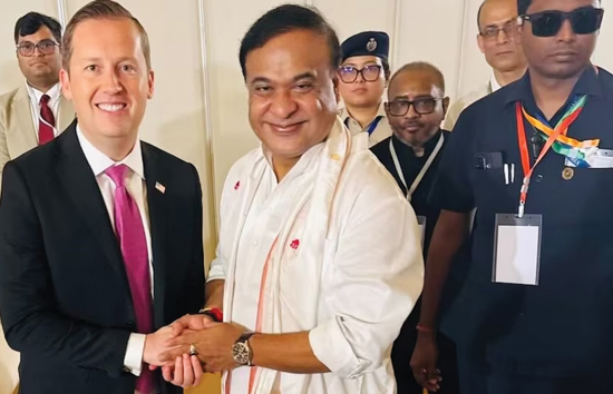 विदेशों में भी CM हिमंता का भौकाल, शपथ ग्रहण में पहुंचे US राजदूत, सिंगापुर उच्चायुक्त ने दी खास बधाई