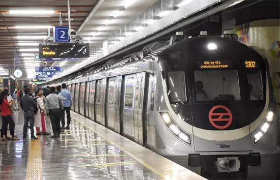 ​​दिल्ली मेट्रो में सफर करने वालों को झटका, किराये में की जबरदस्त बढ़ोत्तरी 